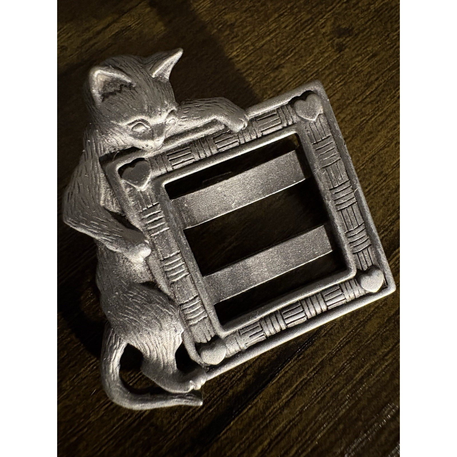 Vintage Signed Jj Car Holding Frame - Pin Brooch -Hearts Silver Tone Estate- Vgc